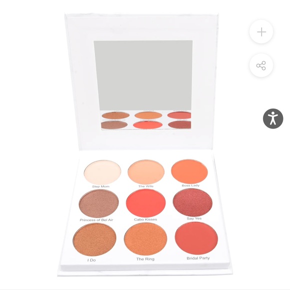 #Give Them Lala Beauty - The Grown Woman Eyeshadow Palette - Picture 1 of 3